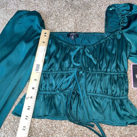 Mixed Threads blouse top Long Sleeve Textured Satin Emarald green puff sleeve SM - Picture 9 of 11